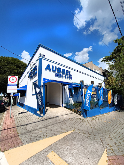 Sede da Aussel Comércio de Urnas e Planos Funerários no Centro de São José dos Campos - R. Antônio Saes, 395